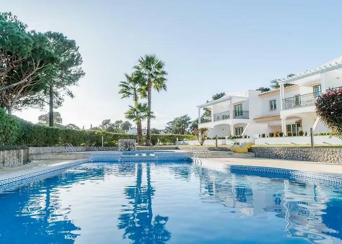 Epic Falesia By The Portuguese Butler Apartment
